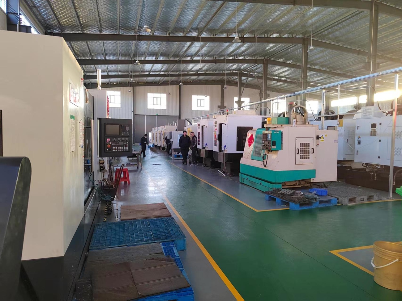 CNC设备加工群